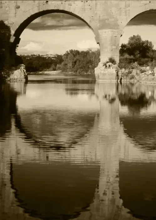 Framed Print : France, Languedoc, Gard, View of Pont du Gard bridge with Gardon river