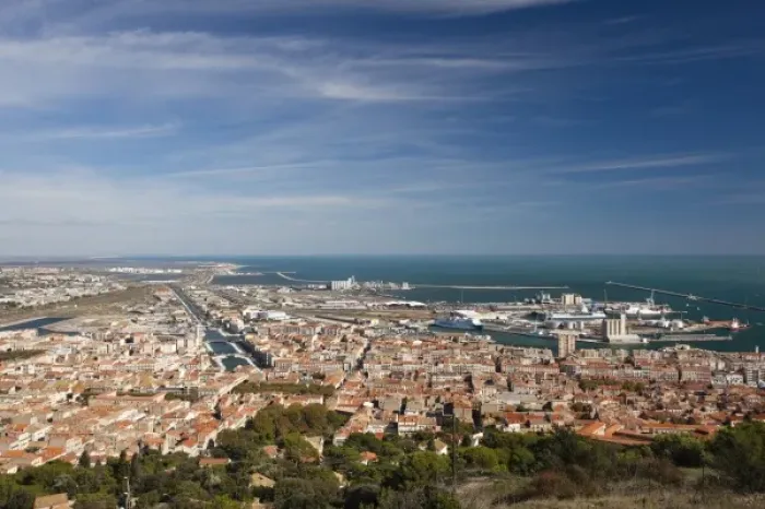 Framed Print : France, Languedoc-Roussillon, Herault Department, Sete, elevated city view from Mont Framed Print : France, Languedoc-Roussillon, Herault Department, Sete, elevated city view from Mont