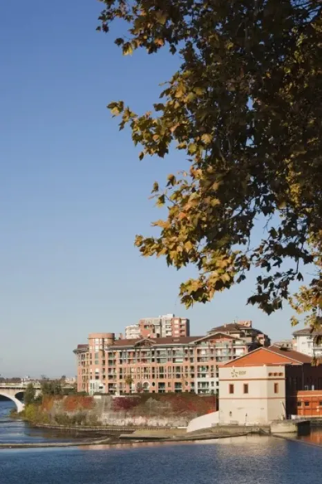 Framed Print : France, Midi-Pyrenees Region, Haute-Garonne Department, Toulouse, Garonne Riverfront Framed Print : France, Midi-Pyrenees Region, Haute-Garonne Department, Toulouse, Garonne Riverfront