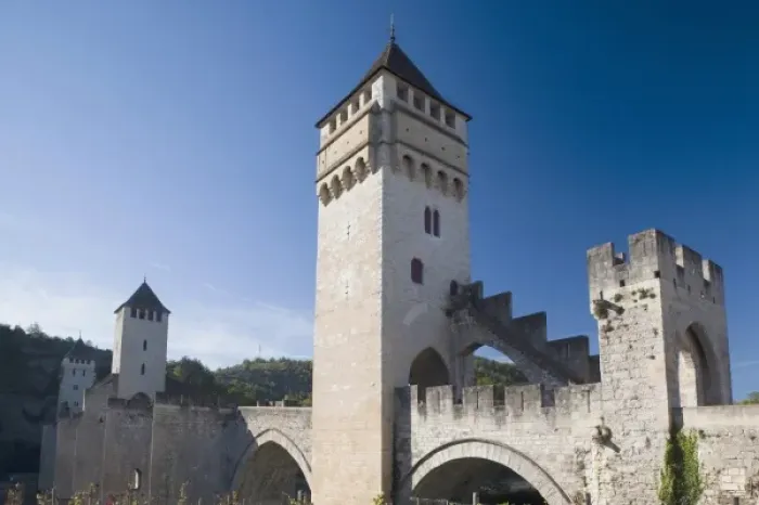Framed Print : France, Midi-Pyrenees Region, Lot Department, Cahors, Pont Valentre, midieval bridge Framed Print : France, Midi-Pyrenees Region, Lot Department, Cahors, Pont Valentre, midieval bridge