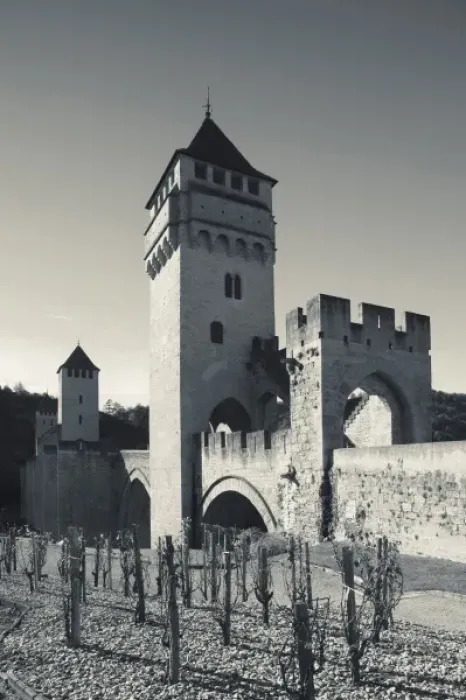 Framed Print : France, Midi-Pyrenees Region, Lot Department, Cahors, Pont Valentre, midieval bridge