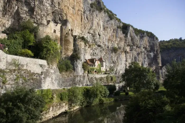Framed Print : FRANCE, Midi-Pyrenees, Tarn-et-Garonne Department, Moissac. Ancient stone houses Framed Print : FRANCE, Midi-Pyrenees, Tarn-et-Garonne Department, Moissac. Ancient stone houses
