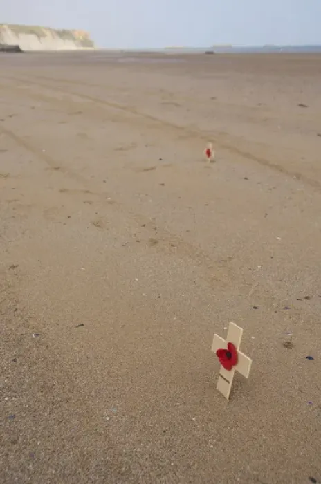Framed Print : France, Normandy, Arromanches Beach. Remembrance crosses placed in the sand on