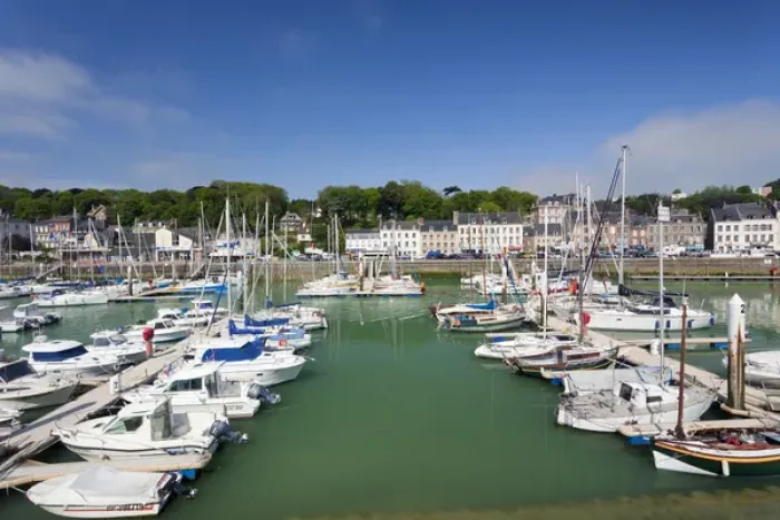 Framed Print : France, Normandy Region, Seine-Maritime Department, St-Valery en Caux, port view Framed Print : France, Normandy Region, Seine-Maritime Department, St-Valery en Caux, port view