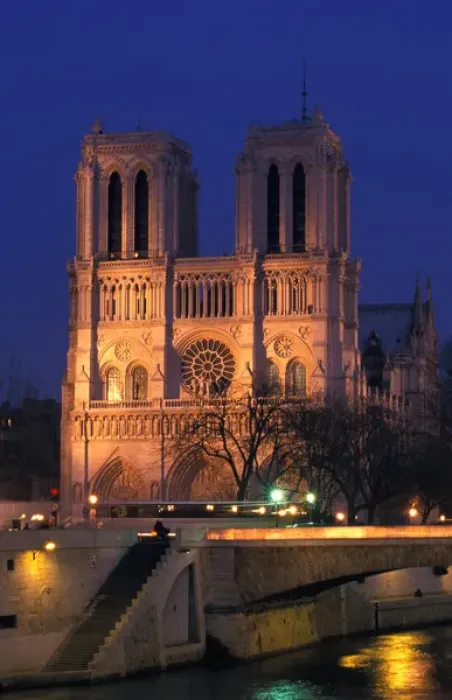 Framed Print : France. Paris. Notre-Dame at dusk