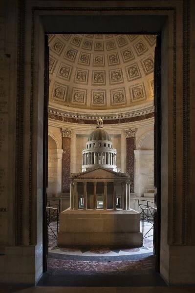 France, Paris, The Pantheon, interior