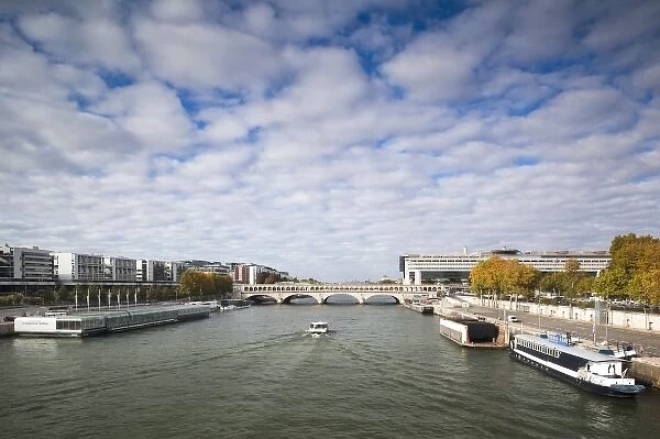 France, Paris, Seine River and the Quai de Bercy