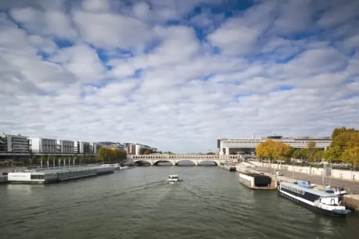 Framed Print : France, Paris, Seine River and the Quai de Bercy Framed Print : France, Paris, Seine River and the Quai de Bercy