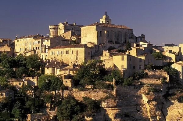 France, Provence, Vaucluse, Gordes. Town view in morning light