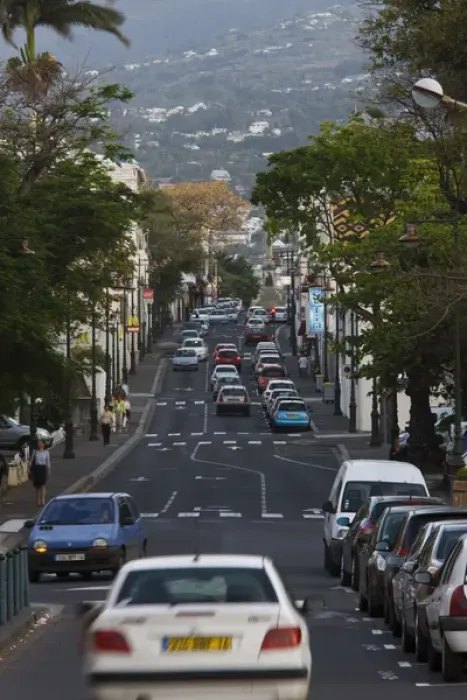 Framed Print : France, Reunion Island, St-Denis, traffic on Avenue de la Victoire Framed Print : France, Reunion Island, St-Denis, traffic on Avenue de la Victoire