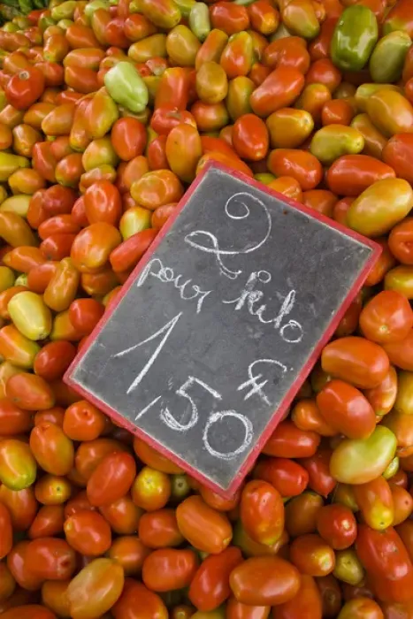 Framed Print : France, Reunion Island, St-Paul, Seafront Market, tomatoes