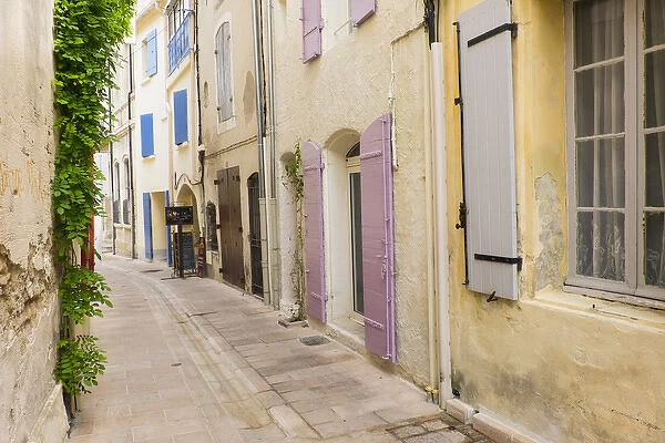 France, Southern France, St. Remy. Narrow street scenes