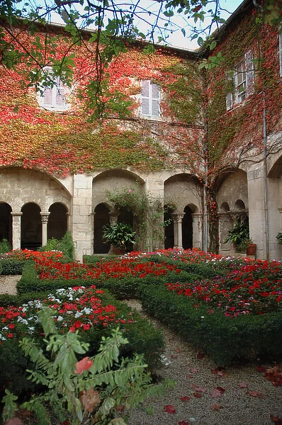 03. France, St. Remy de Provence, cloisters at St.-Paul-de-Mausole monastery