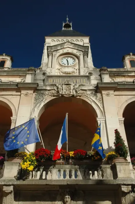 Framed Print : 03. France, Vienne, City Hall (Editorial Usage Only) Framed Print : 03. France, Vienne, City Hall (Editorial Usage Only)