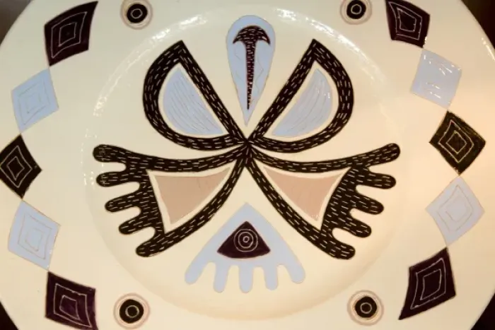 Framed Print : French Polynesia, Society Islands. Polynesian designs on a ceramic plate Framed Print : French Polynesia, Society Islands. Polynesian designs on a ceramic plate