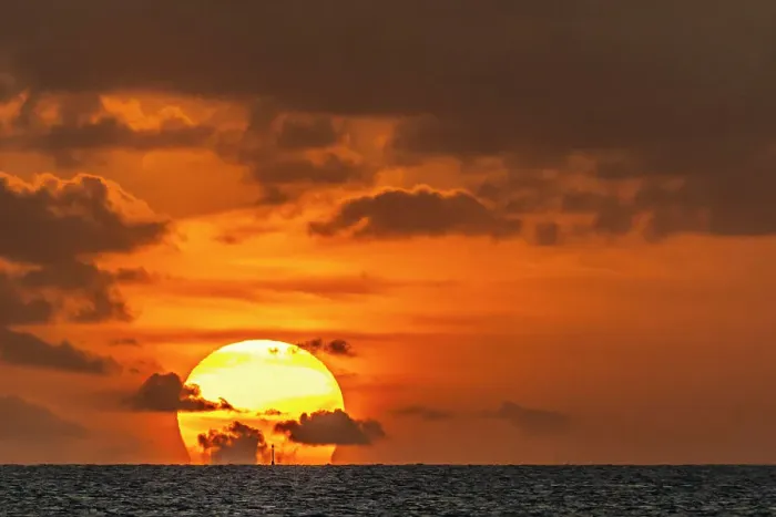 Framed Print : French Polynesia, Tikehau Atoll. Sunset on seascape. ©Cathy & Gordon Illg / Jaynes Gallery / DanitaDelimont.com Framed Print : French Polynesia, Tikehau Atoll. Sunset on seascape. ©Cathy & Gordon Illg / Jaynes Gallery / DanitaDelimont.com