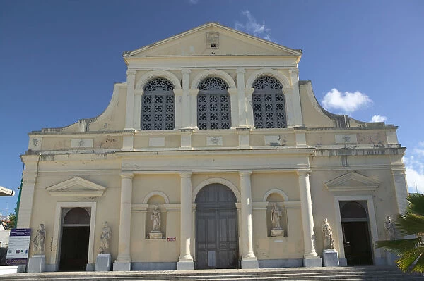 FRENCH WEST INDIES (FWI)-Guadaloupe-Grande-Terre-POINTE -A-PITRE: Cathedrale de