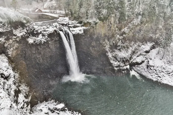 Framed Print : Fresh snow on Snoqualmie Falls Framed Print : Fresh snow on Snoqualmie Falls