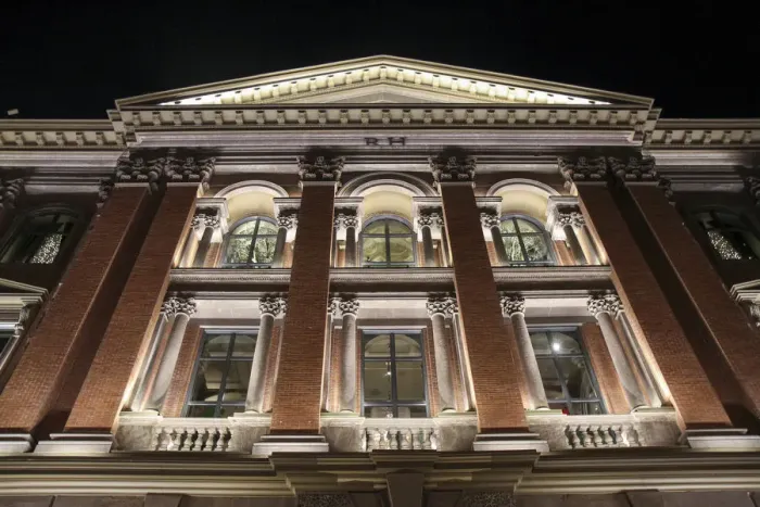 Framed Print : The Gallery at the HIstoric Museum of Natural History, which now houses Restoration Framed Print : The Gallery at the HIstoric Museum of Natural History, which now houses Restoration