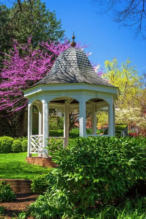 Framed Print : Gazebo and garden, Alexandria, Virginia, USA