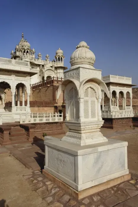Framed Print : Gazebo at the Jaswant Thada mausoleuman architectural landmark found in Jodhpur, India