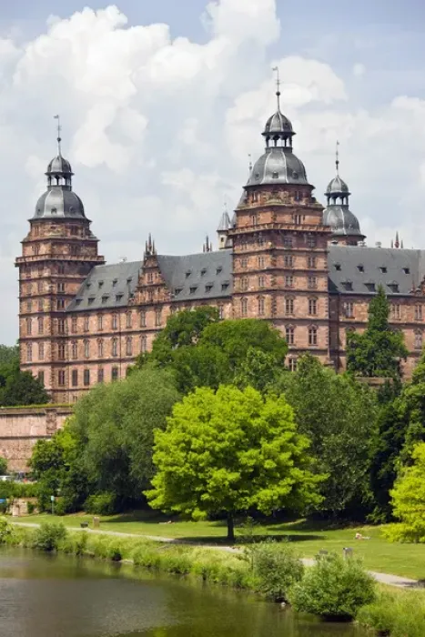 Framed Print : GERMANY, Bavaria, Bayern, Aschaffenburg. Schloss Johannisburg castle and Main River Framed Print : GERMANY, Bavaria, Bayern, Aschaffenburg. Schloss Johannisburg castle and Main River