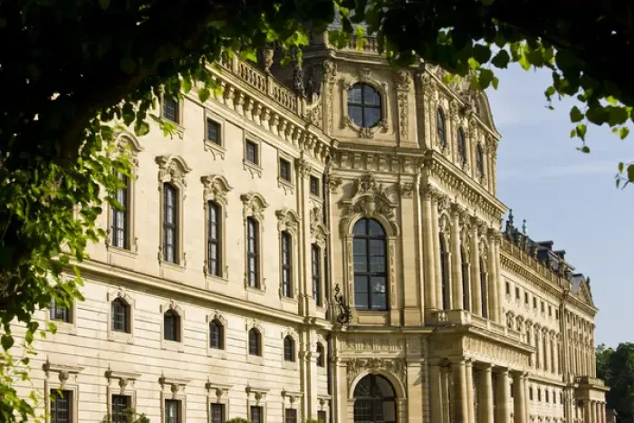 Framed Print : GERMANY, Bavaria, Bayern, Wurzburg. Residenz Palace, east view Framed Print : GERMANY, Bavaria, Bayern, Wurzburg. Residenz Palace, east view