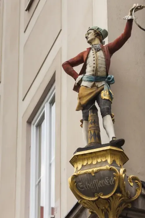 Framed Print : Germany, Bavaria, Munich, shopping district, Theatiner Strasse, building statue