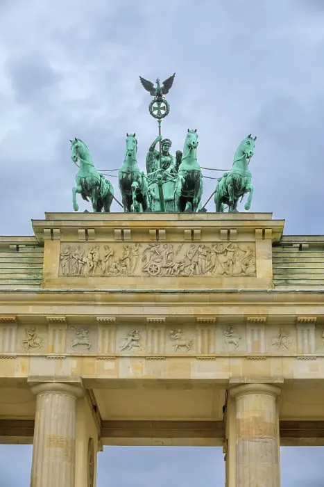 Framed Print : Germany, Berlin. Brandenburg Gate. Copper chariot with horses statue Framed Print : Germany, Berlin. Brandenburg Gate. Copper chariot with horses statue
