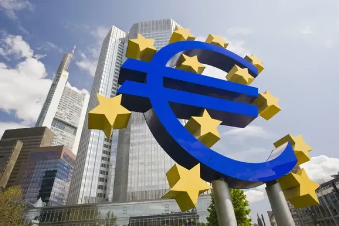 Framed Print : GERMANY, Hessen, Frankfurt am Main. Euro Tower, home of European Central Bank Framed Print : GERMANY, Hessen, Frankfurt am Main. Euro Tower, home of European Central Bank