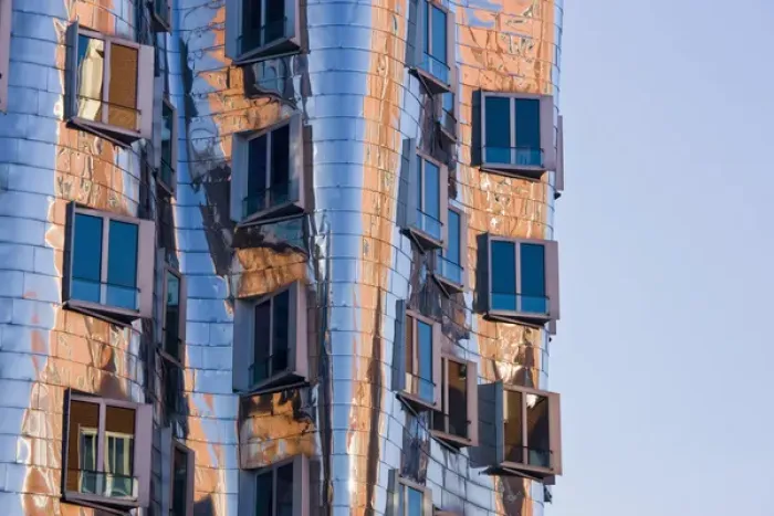 Framed Print : GERMANY, Nordrhein-Westfalen, Dusseldorf. Medienhafen, Frank Gehry building, Neuer