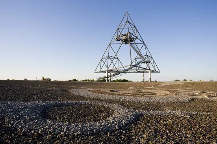 Framed Print : GERMANY, Nordrhein-Westfalen, Ruhr Basin, Bottrup. Tetraeder 50 meter high slag heap