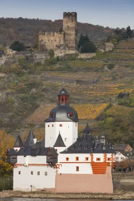 Framed Print : Germany, Rheinland-Pfalz, Kaub, Pfalzgrafenstein Castle, 14th century toll-collection