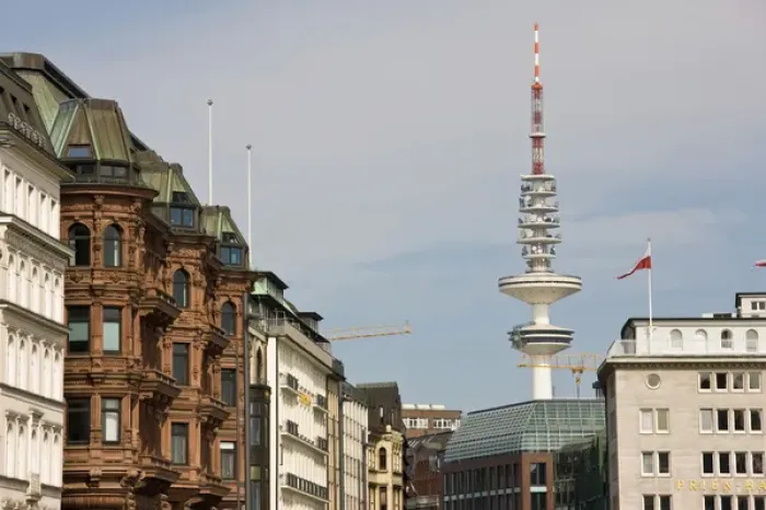 Framed Print : GERMANY, State of Hamburg, Hamburg. TV Tower, Jungfernstieg Framed Print : GERMANY, State of Hamburg, Hamburg. TV Tower, Jungfernstieg