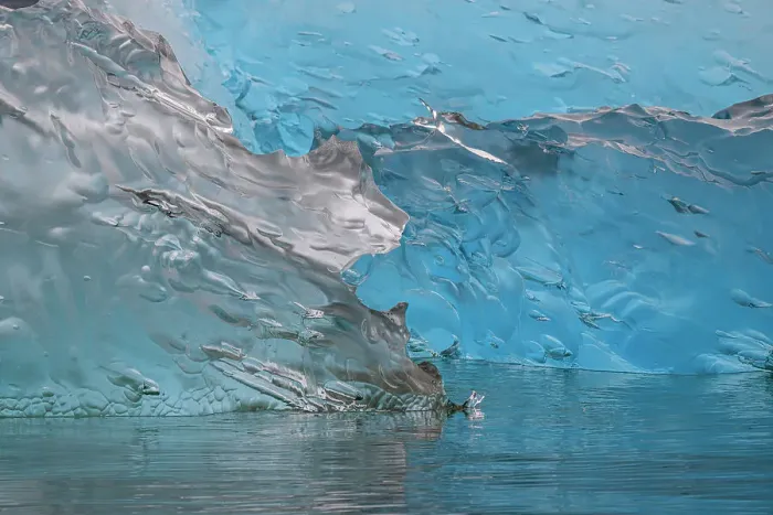 Framed Print : Glacial icebergs