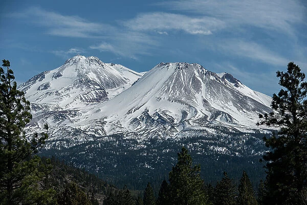 Glacier on Mt. Shasta has almost disappeared