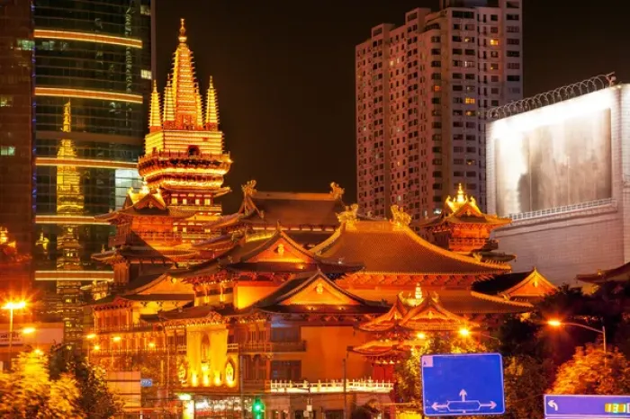 Framed Print : Golden Temples Roof Top Jing An Tranquility TempleCentral Shanghai, China Framed Print : Golden Temples Roof Top Jing An Tranquility TempleCentral Shanghai, China