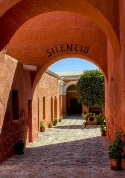 Framed Print : Graceful archways of Monasterio Santa Catalina in the White City of Arequipa, Peru Framed Print : Graceful archways of Monasterio Santa Catalina in the White City of Arequipa, Peru