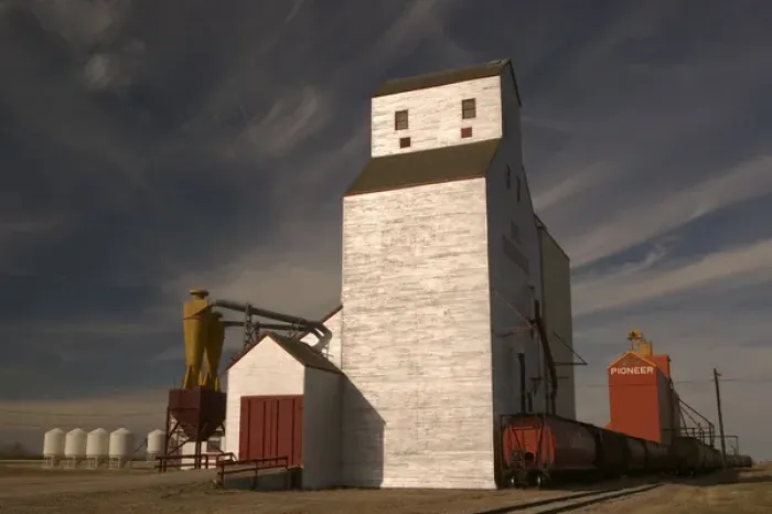 Framed Print : 02. Canada, Saskatchewan, Davidson: Grain Elevators 