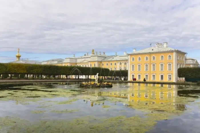 Framed Print : The Grand Cascade at Peterhof Petrodvorest Palace, Saint Petersburg, Russia