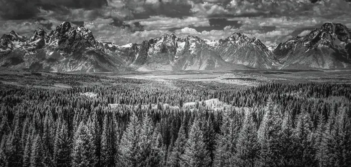 Framed Print : Grand view of Wyoming's Teton Range