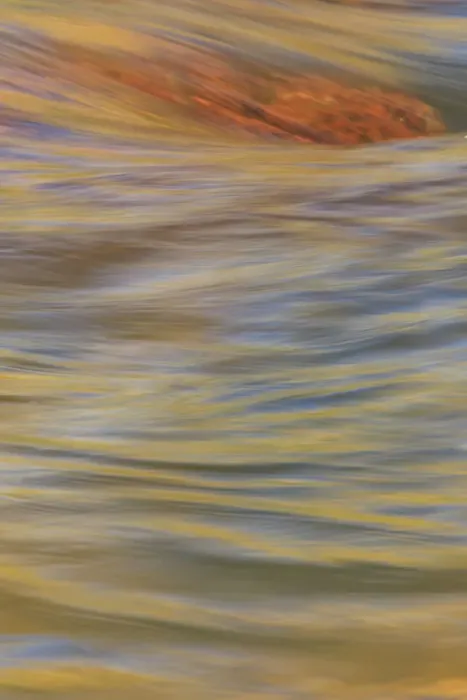 Framed Print : Graphic reflections on river surface, Lower Deschutes River, Central Oregon, USA Framed Print : Graphic reflections on river surface, Lower Deschutes River, Central Oregon, USA