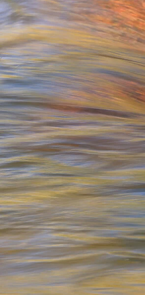 Graphic reflections on river surface, Lower Deschutes River, Central Oregon, USA