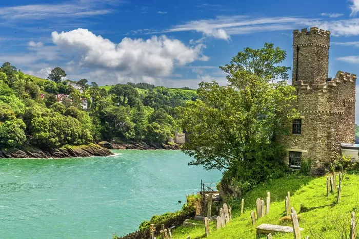 Framed Print : Graves Castle, Dartmouth, Devon, England. Castle originally built 1300's to protect harbor and River Dart