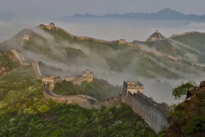 Framed Print : The Great Wall of China Foggy Morning Jinshanling, China Framed Print : The Great Wall of China Foggy Morning Jinshanling, China