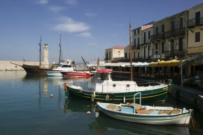 Framed Print : GREECE, CRETE, Rethymno Province, Rethymno: Venetian Harbor with lighthouse  /  Daytime
