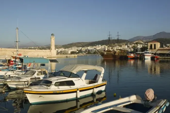 Framed Print : GREECE, CRETE, Rethymno Province, Rethymno: Venetian Harbor with lighthouse  /  Sunset