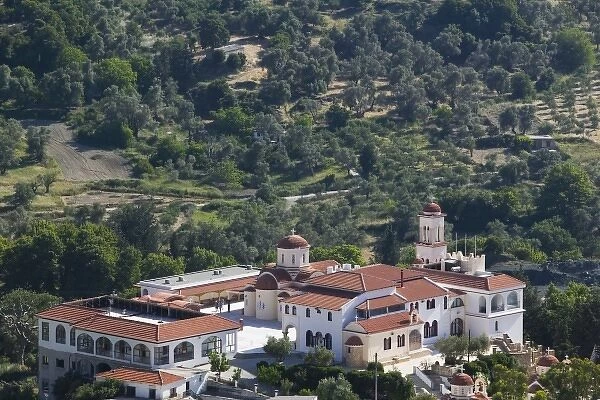 GREECE, CRETE, Rethymno Province, Spili: Town Church