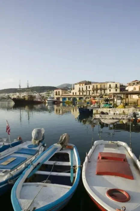 Framed Print : GREECE, CRETE, Rethymno Province, Rethymno: Venetian Harbor / Morning Framed Print : GREECE, CRETE, Rethymno Province, Rethymno: Venetian Harbor / Morning