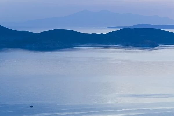 GREECE, Dodecanese Islands, PATMOS, Skala: Dawn View of Skala Bay